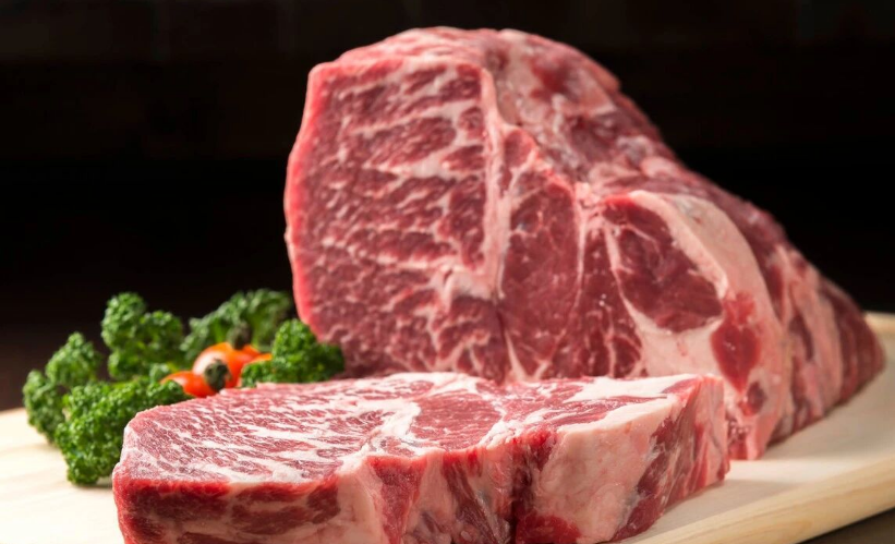 名額再擴容：阿根廷一牛肉廠首批27噸冷凍去骨牛肉海運發往國內。